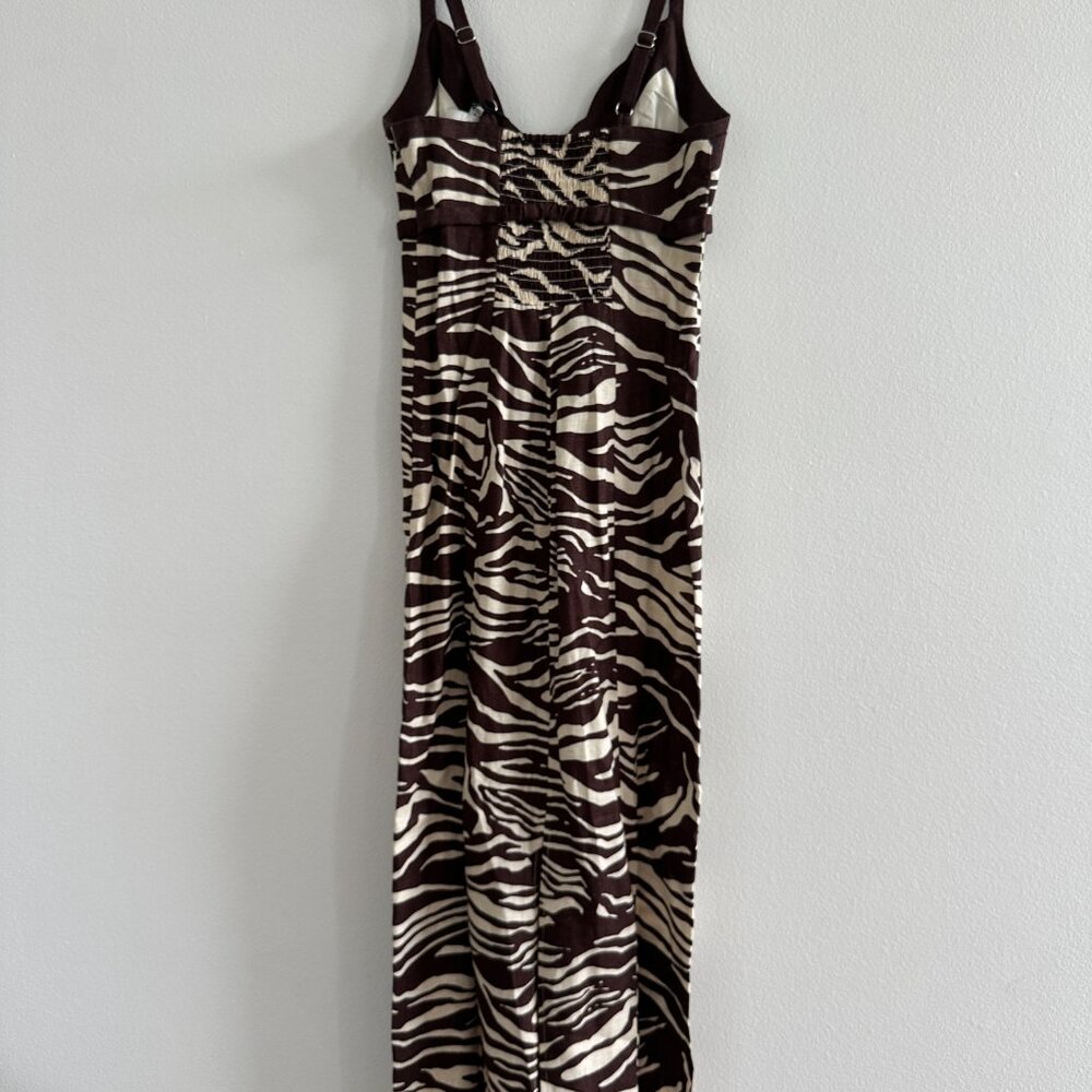 Sara Linen Dress - Picture 4 of 6